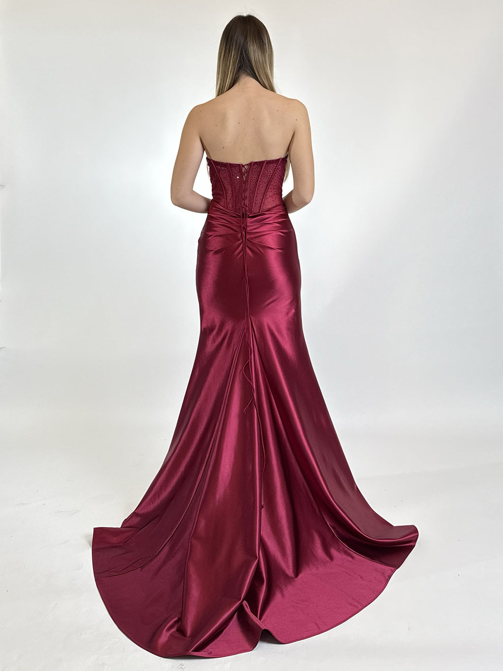 MYRIANA